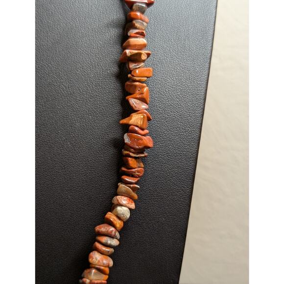Vintage Brownish Red Gemstone Chip Bead 34" Strand Necklace - Picture 5 of 7